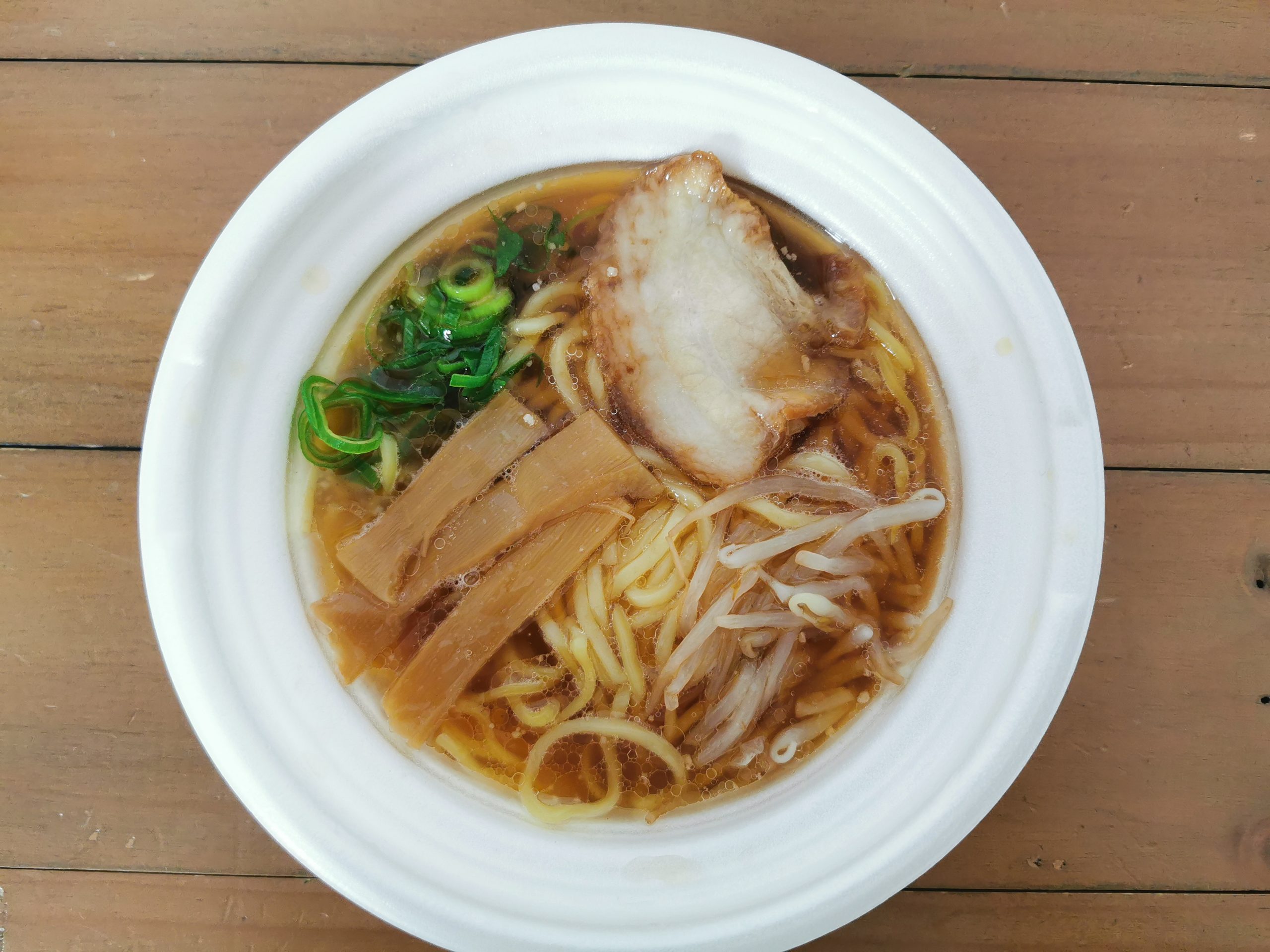 セブンイレブンの「ガラスープの旨み中華そば」